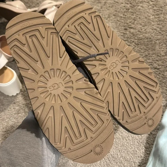 Uggs! - Picture 8 of 8